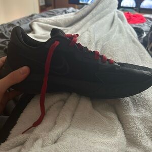 Nike precision 6
